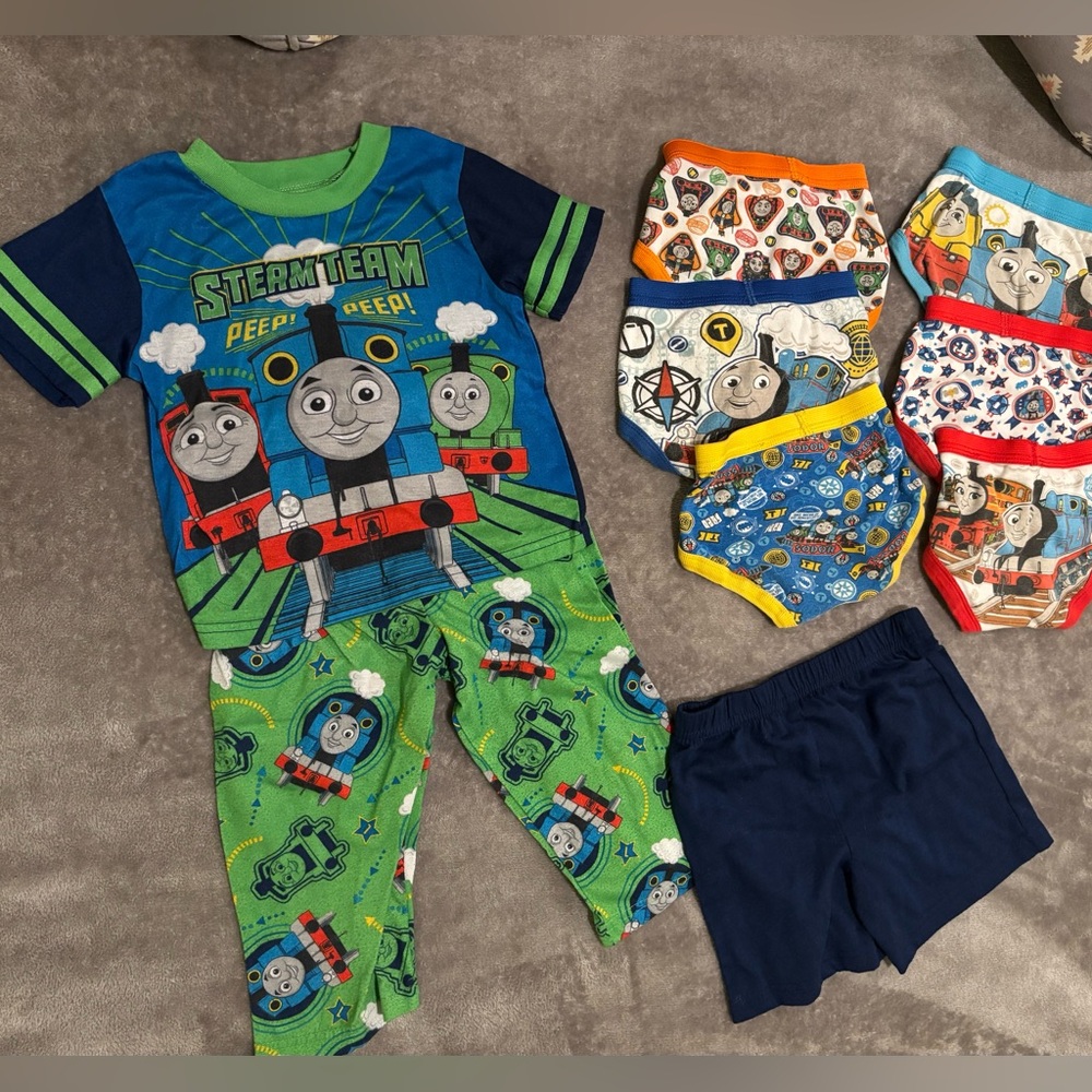 Thomas & Friends Pajama (2T) & Underwear (2T-3T)